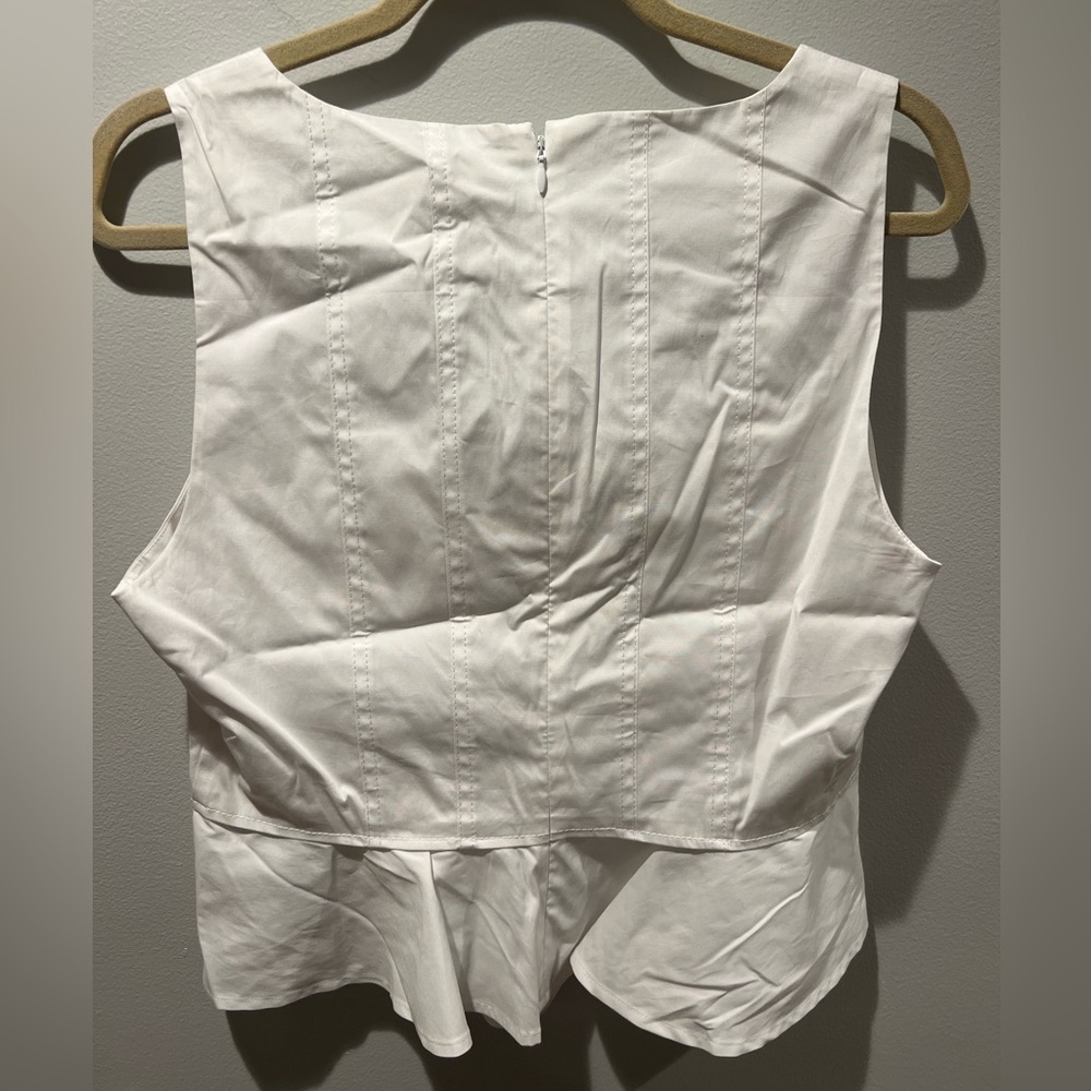 NWT Veronica beard crisp white Nikolette top sz 12 - Picture 3 of 9